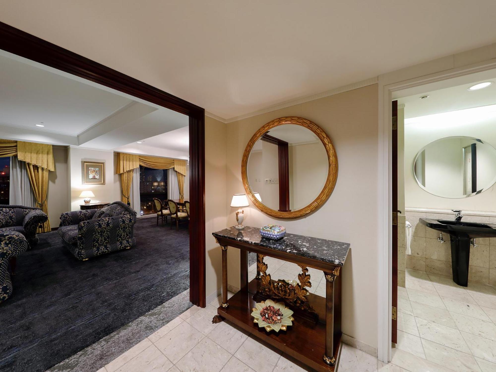 Premier Hotel -Tsubaki- Σαππόρο Δωμάτιο φωτογραφία A suite at the hotel